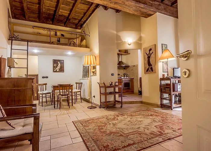 Guesthost - Palazzo Farnese Historical Apartment